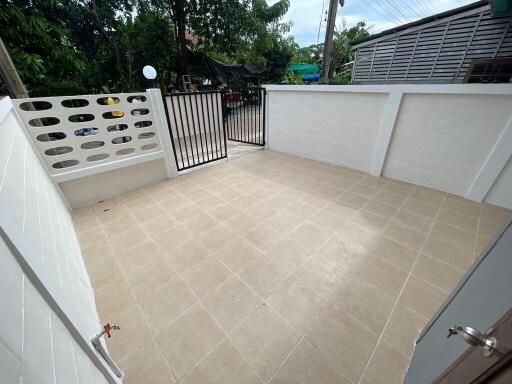 77 Sqm., 2 Beds, 2 Baths Townhouse listed for ฿ 1,330,000.