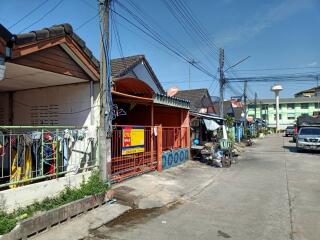 108 Sqm., 2 Beds, 1 Bath Townhouse listed for ฿ 1,330,000.