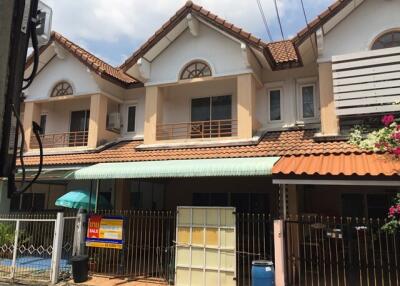 77 Sqm., 2 Beds, 1 Bath Townhouse listed for ฿ 1,330,000.