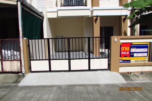 84 Sqm., 2 Beds, 1 Bath Townhouse listed for ฿ 1,470,000.