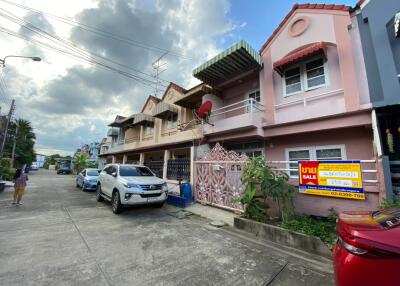 76 Sqm., 2 Beds, 2 Baths Townhouse listed for ฿ 1,330,000.