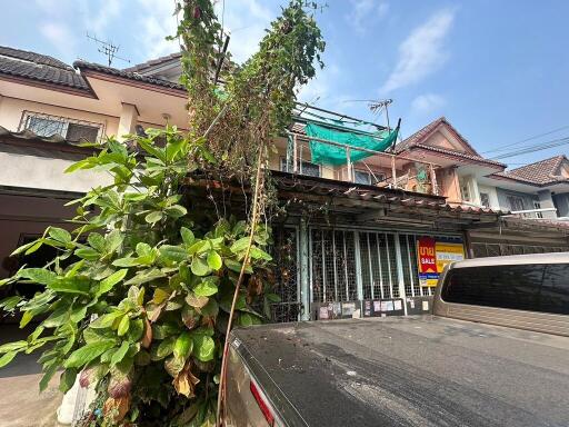 80 Sqm., 2 Beds, 1 Bath Townhouse listed for ฿ 1,470,000.