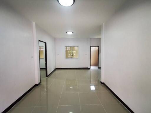 92 Sqm., 2 Beds, 1 Bath Townhouse listed for ฿ 1,100,000.
