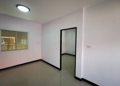 91 Sqm., 2 Beds, 1 Bath Townhouse listed for ฿ 1,100,000.