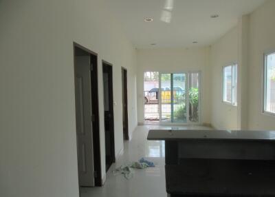 112 Sqm., 2 Beds, 1 Bath Townhouse listed for ฿ 1,283,000.