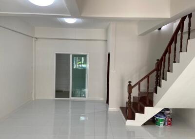 72 Sqm., 2 Beds, 2 Baths Townhouse listed for ฿ 1,283,000.