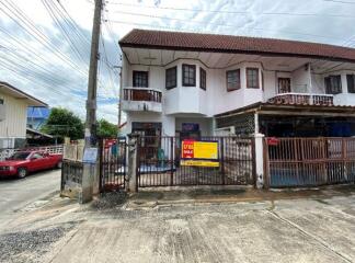 112 Sqm., 2 Beds, 1 Bath Townhouse listed for ฿ 1,264,000.