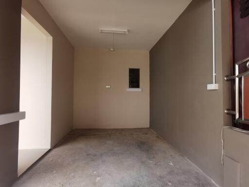 72 Sqm., 2 Beds, 2 Baths Townhouse listed for ฿ 1,120,000.