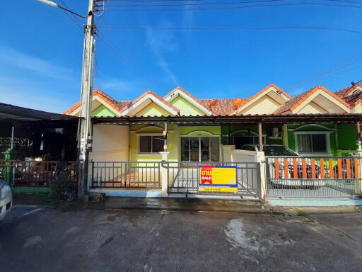 95 Sqm., 2 Beds, 1 Bath Townhouse listed for ฿ 1,254,000.