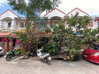 72 Sqm., 2 Beds, 1 Bath Townhouse listed for ฿ 1,235,000.