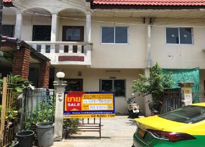 113 Sqm., 2 Beds, 2 Baths Townhouse listed for ฿ 1,365,000.