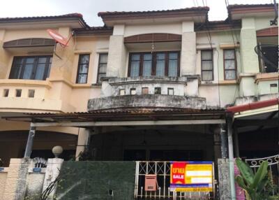 75 Sqm., 2 Beds, 1 Bath Townhouse listed for ฿ 1,365,000.