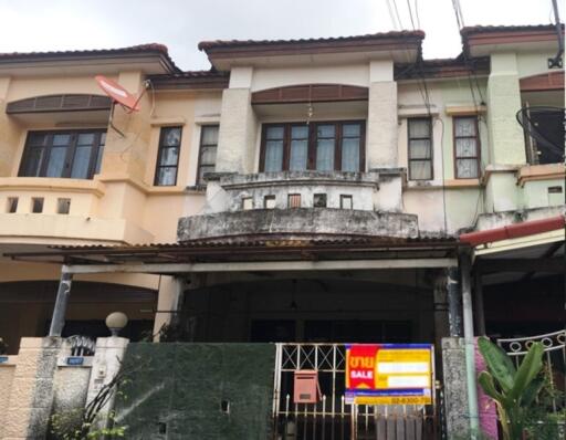 75 Sqm., 2 Beds, 1 Bath Townhouse listed for ฿ 1,365,000.