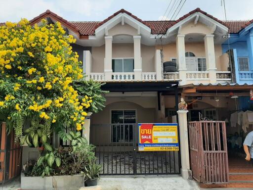 72 Sqm., 2 Beds, 1 Bath Townhouse listed for ฿ 1,365,000.