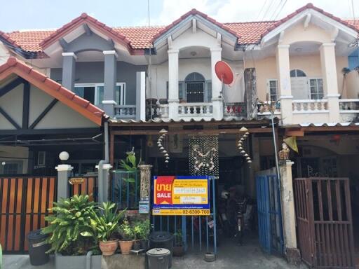 72 Sqm., 2 Beds, 1 Bath Townhouse listed for ฿ 1,365,000.