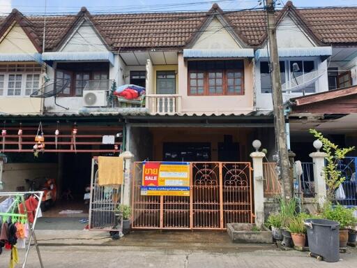 78 Sqm., 2 Beds, 2 Baths Townhouse listed for ฿ 1,140,000.