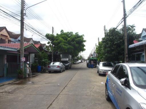 101 Sqm., 2 Beds, 1 Bath Townhouse listed for ฿ 1,188,000.