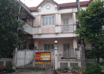 85 Sqm., 2 Beds, 2 Baths Townhouse listed for ฿ 1,188,000.