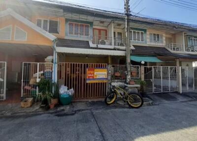 72 Sqm., 2 Beds, 1 Bath Townhouse listed for ฿ 1,188,000.