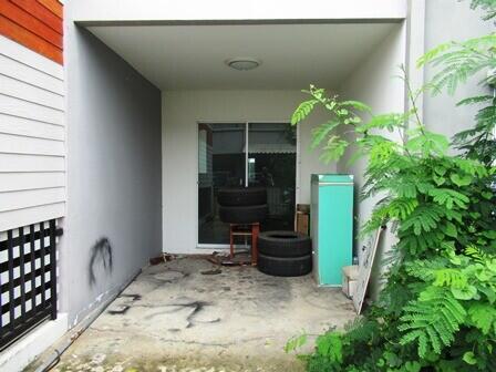 80 Sqm., 2 Beds, 1 Bath Townhouse listed for ฿ 1,188,000.