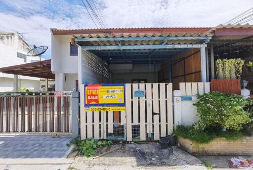 84 Sqm., 2 Beds, 2 Baths Townhouse listed for ฿ 1,140,000.