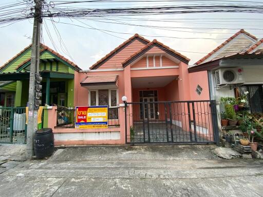 80 Sqm., 1 Bed, 1 Bath Townhouse listed for ฿ 1,140,000.