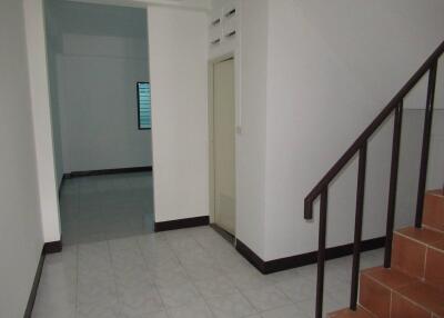 80 Sqm., 1 Bed, 1 Bath Townhouse listed for ฿ 1,140,000.