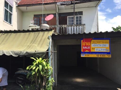 60 Sqm., 2 Beds, 2 Baths Townhouse listed for ฿ 1,140,000.
