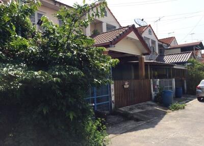 72 Sqm., 1 Bed, 1 Bath Townhouse listed for ฿ 1,140,000.
