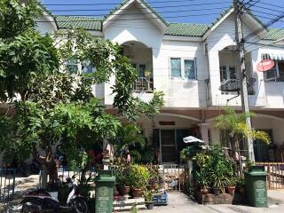 82 Sqm., 1 Bed, 1 Bath Townhouse listed for ฿ 1,140,000.