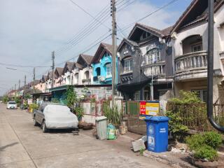 84 Sqm., 2 Beds, 2 Baths Townhouse listed for ฿ 1,140,000.