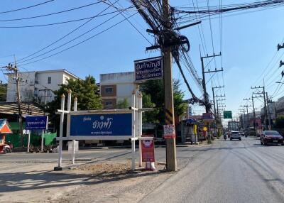 68 Sqm., 1 Bed, 1 Bath Townhouse listed for ฿ 1,260,000.