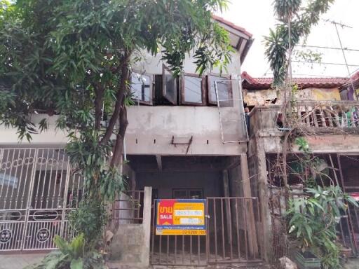68 Sqm., 2 Beds, 2 Baths Townhouse listed for ฿ 1,140,000.