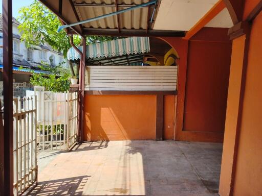 92 Sqm., 1 Bed, 1 Bath Townhouse listed for ฿ 1,260,000.