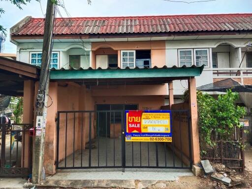 72 Sqm., 2 Beds, 1 Bath Townhouse listed for ฿ 1,100,000.