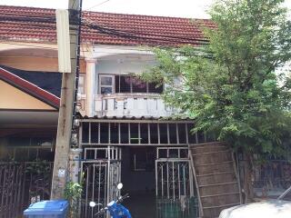 72 Sqm., 1 Bed, 1 Bath Townhouse listed for ฿ 950,000.