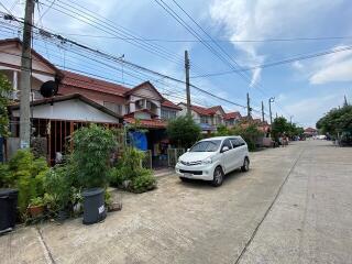 70 Sqm., 1 Bed, 1 Bath Townhouse listed for ฿ 1,045,000.