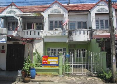 70 Sqm., 3 Beds, 2 Baths Townhouse listed for ฿ 1,155,000.