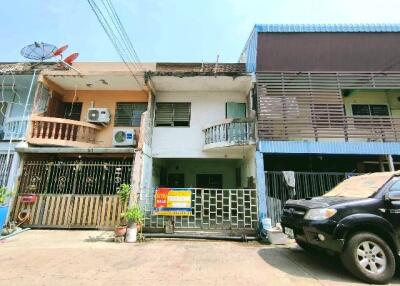 64 Sqm., 1 Bed, 1 Bath Townhouse listed for ฿ 1,045,000.