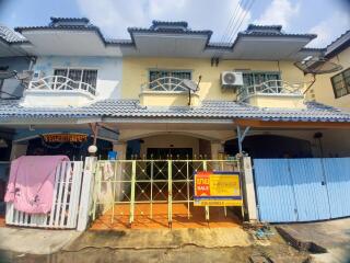 64 Sqm., 1 Bed, 1 Bath Townhouse listed for ฿ 1,045,000.