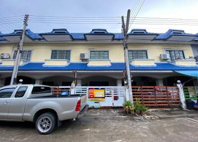 64 Sqm., 3 Beds, 2 Baths Townhouse listed for ฿ 1,155,000.