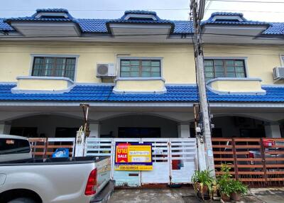64 Sqm., 3 Beds, 2 Baths Townhouse listed for ฿ 1,155,000.