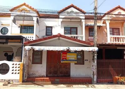 72 Sqm., 1 Bed, 1 Bath Townhouse listed for ฿ 1,045,000.