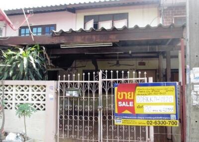 80 Sqm., 1 Bed, 1 Bath Townhouse listed for ฿ 1,103,000.