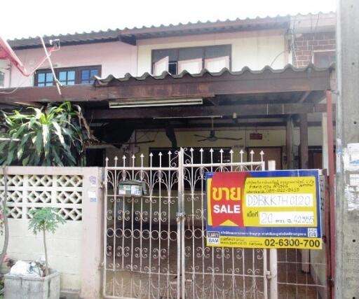 80 Sqm., 1 Bed, 1 Bath Townhouse listed for ฿ 1,103,000.