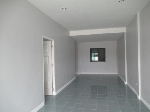 96 Sqm., 2 Beds, 1 Bath Townhouse listed for ฿ 1,103,000.