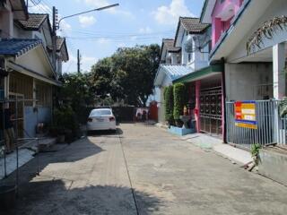 84 Sqm., 1 Bed, 1 Bath Townhouse listed for ฿ 860,000.