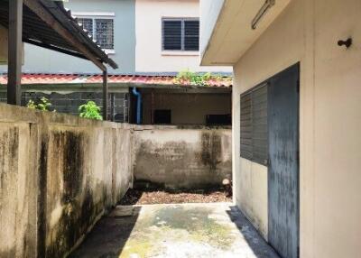 96 Sqm., 1 Bed, 1 Bath Townhouse listed for ฿ 1,079,000.