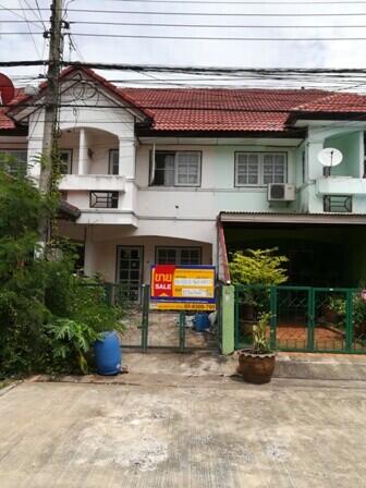 69 Sqm., 1 Bed, 1 Bath Townhouse listed for ฿ 950,000.