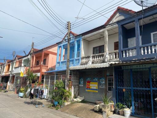 64 Sqm., 1 Bed, 1 Bath Townhouse listed for ฿ 950,000.